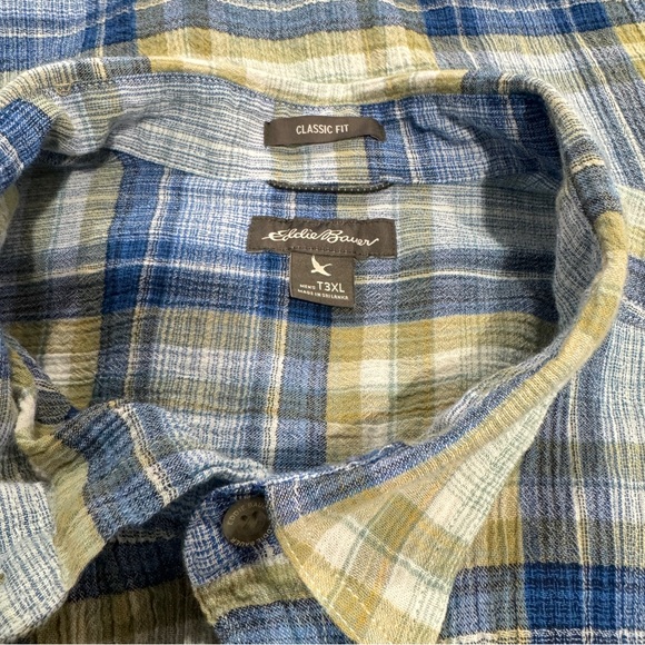 Eddie Bauer - Classic Fit Short Sleeve Button Down (Blue & Green) - Picture 3 of 4